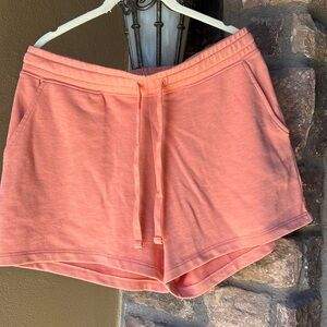Women’s Casual Shorts Sz: Medium